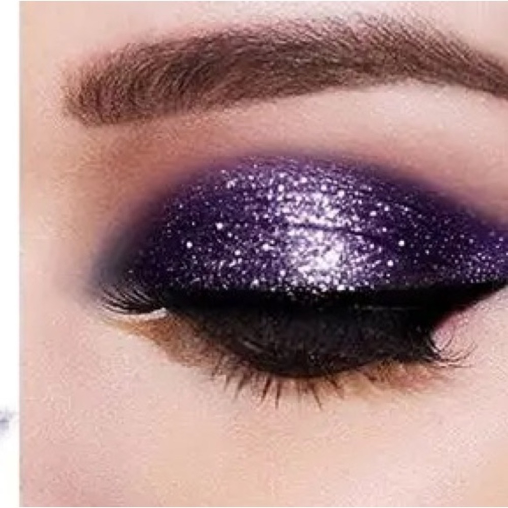 Pudaier Glitter & Glow Liquid Eyeshadow - Color # 13 Bright Purple - Picture 2 of 3
